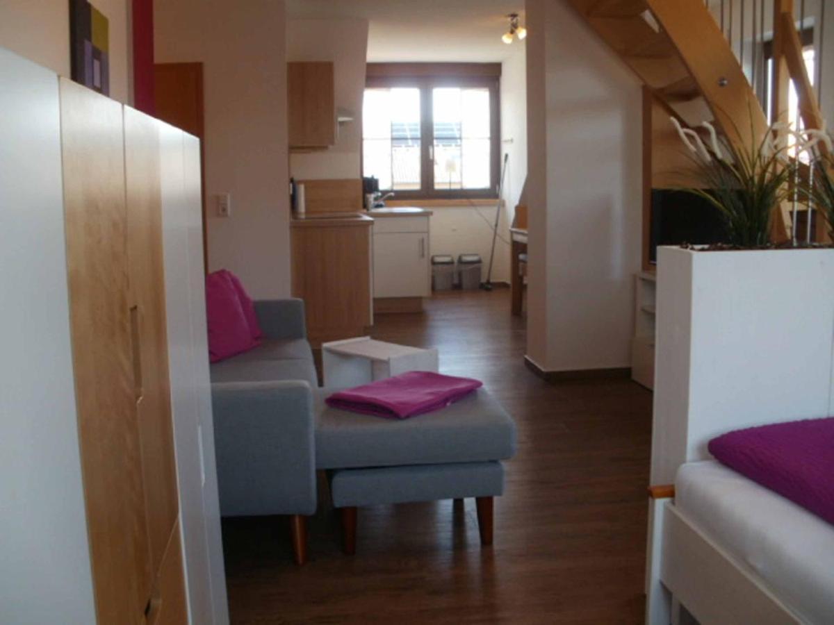Gaestehof - Weinbau Saeger Nordheim am Main Eksteriør billede